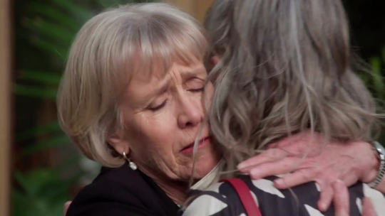 Leanne/Ros hug funeral Leanne/Ros hug funeral
